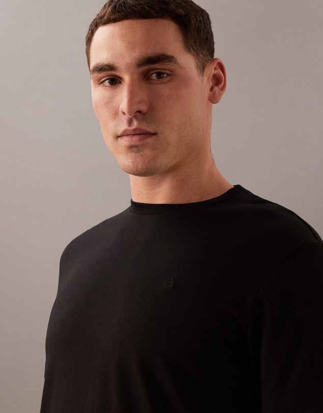 Calvin Klein - Liquid Touch Crewneck T-Shirt