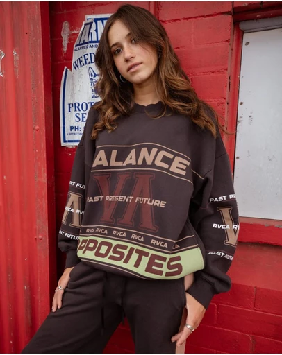 RVCA - Womens Puck It Pover Crew Neck