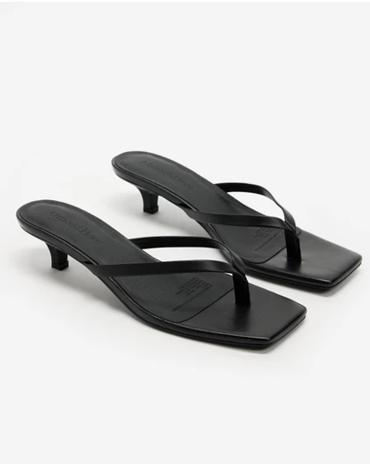 Atmos&Here - Dasha Leather Thong Kitten Heels