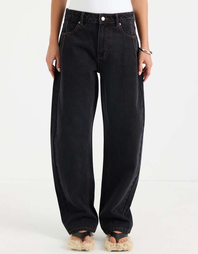 Calli - Blake Mid Rise Slim Barrel Leg Jeans