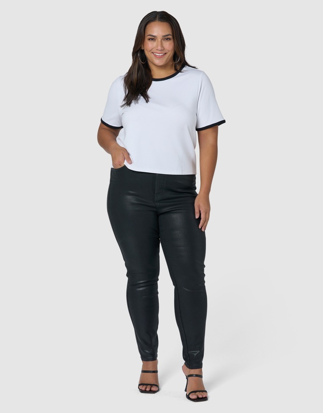 Sunday In The City - Luxe Contrast Tee