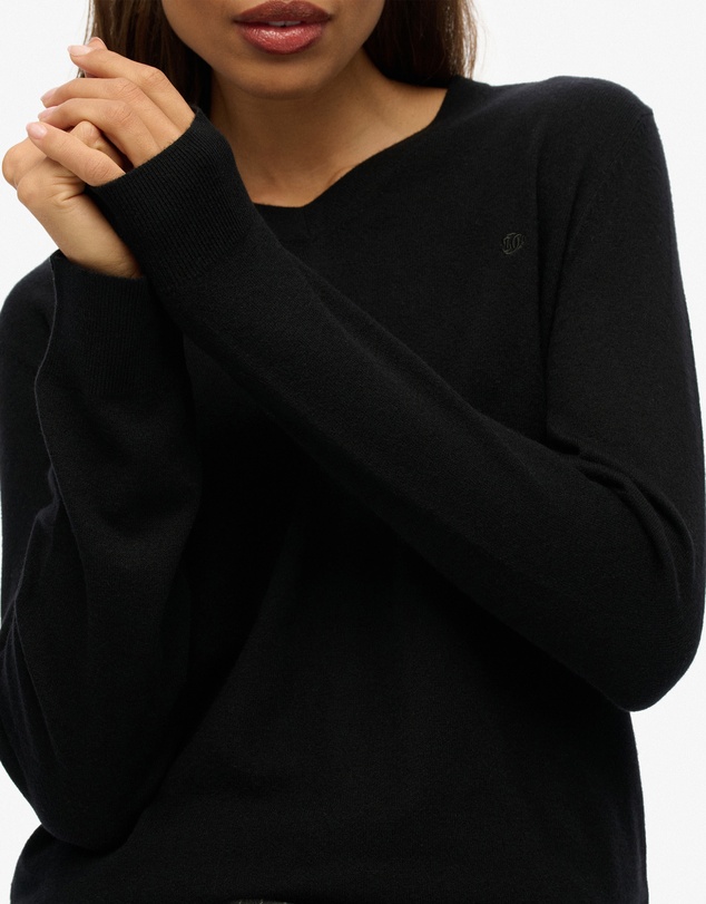 Superdry - Classic V Neck Slim Fit Jumper