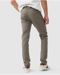 Rodd & Gunn - Motion Slim Fit Jean Short Leg