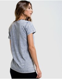 DVNT - Womens Devoid Standard Tee