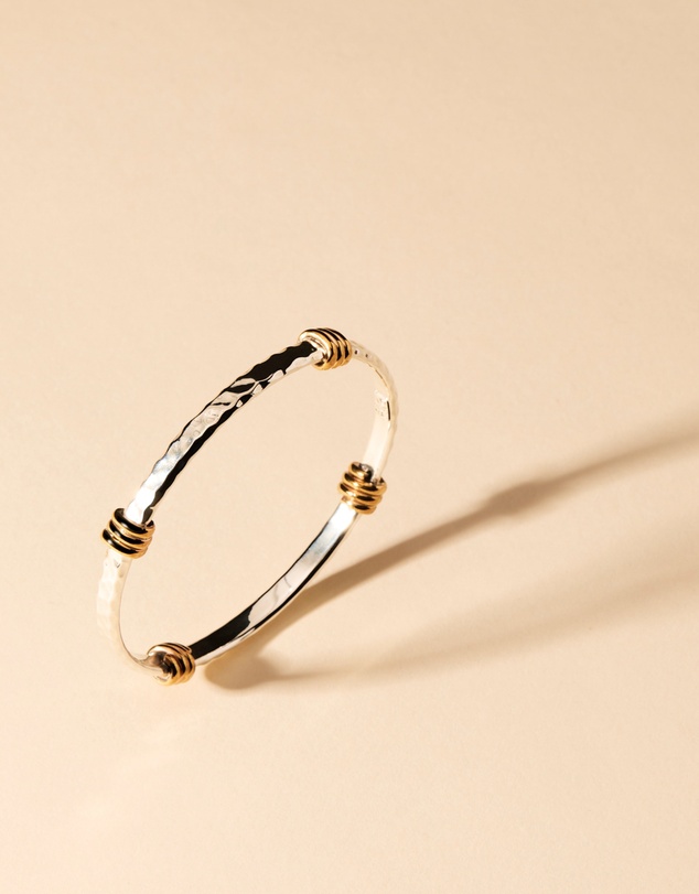 Najo - Tumbaga Amarres Bangle (68mm)