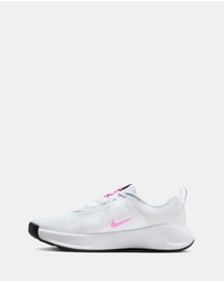 Nike - MC Trainer 3 - Women's