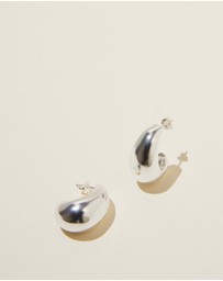 Rubi - Mid Charm Earring