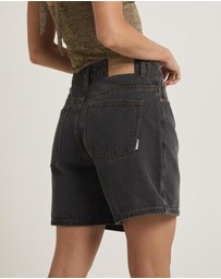 Subtitled - Vahli Denim Jorts