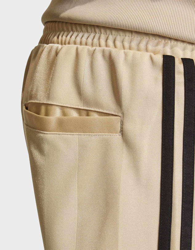 adidas Originals - 3-STRIPES LOOSE ENGINEERED SHORTS Mens
