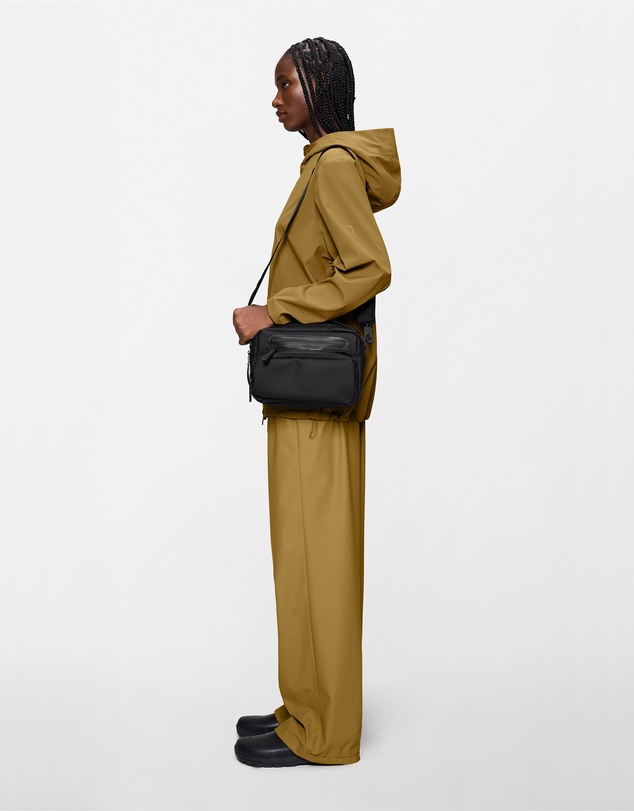 RAINS - Cargo Box Bag Black