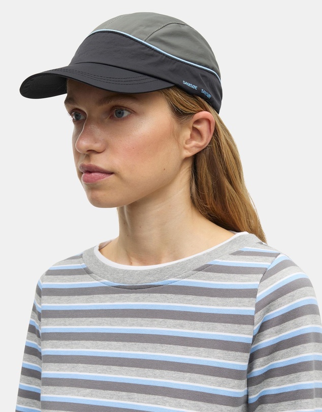 Samsoe Samsoe - Saivy Windbreaker Cap 16484