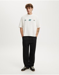 Cotton On - Cropped Fit Graphic T-Shirt