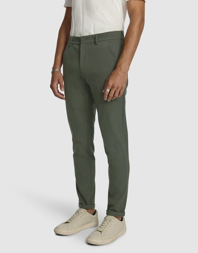 yd. - Energy Hyper Stretch Skinny Chino