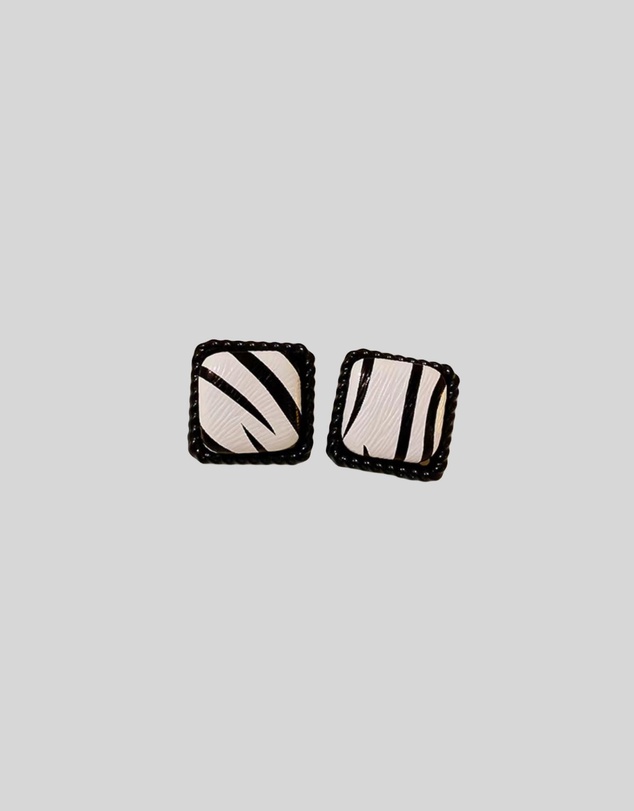 KAJA Clothing - Women's striped Fashion earrings -Square Earrings 2 pc