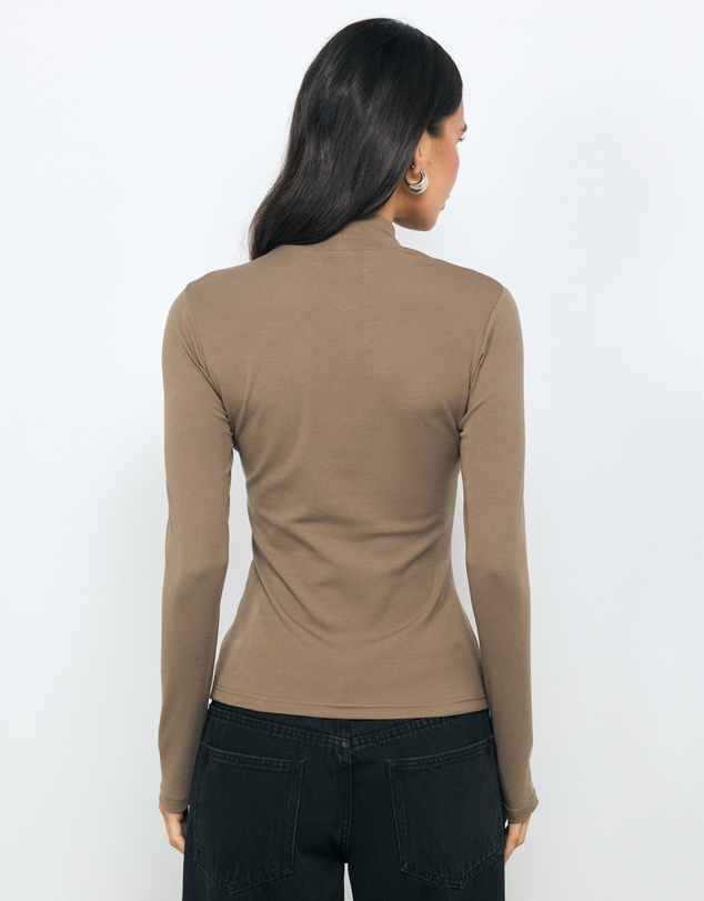 AERE - Mock Neck T-Shirt