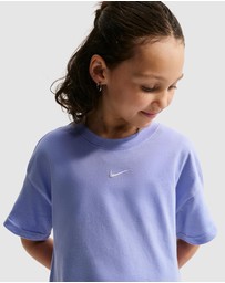 Nike - Boxy T-Shirt - Teens