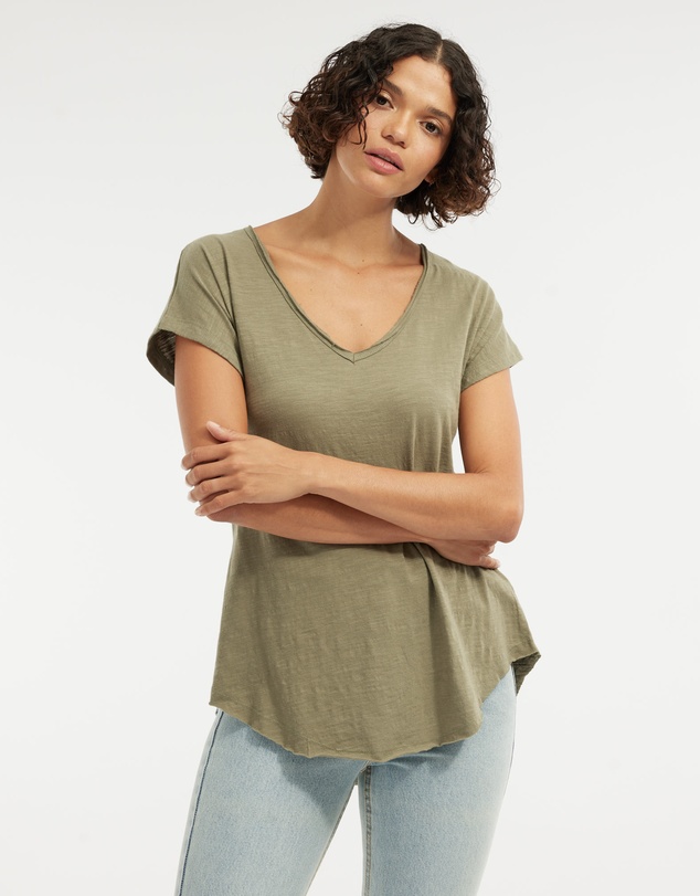 Amelius - Aiden Organic V Neck Tee