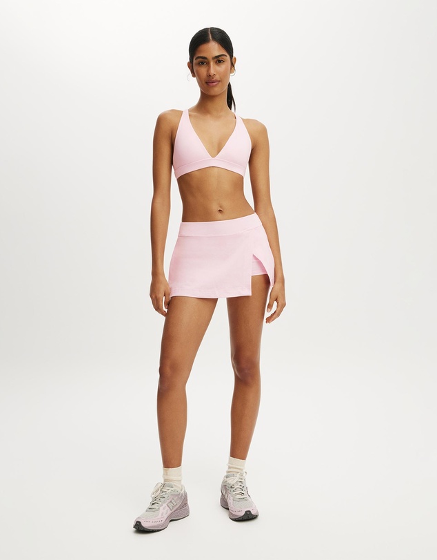 Cotton On Body Active - Ultra Soft Deep Plunge Cross Back Crop