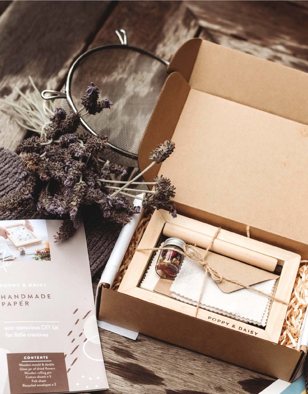 Poppy & Daisy - Handmade Paper Kit