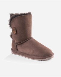 Ozwear Connection Uggs - Ugg Classic Short Button Boots (Water Resistant)