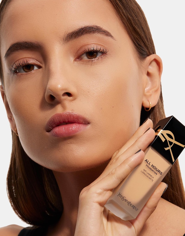 Yves Saint Laurent - All Hours Liquid Foundation
