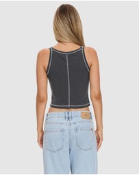 Thrills - Burning Hearts Base Tank