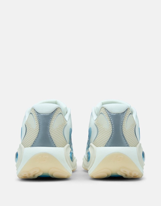 New Balance - AC Runner (Wide Fit) - Women's