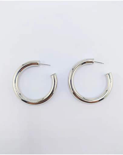 Izoa - Jessica Hoop Earrings