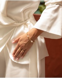 Mestige - Flamenco Pearl Bracelet - 18K Gold Plated