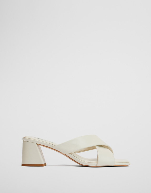 Country Road - Lily Heel