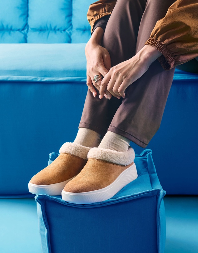Clarks - Solevana Cozy Tan