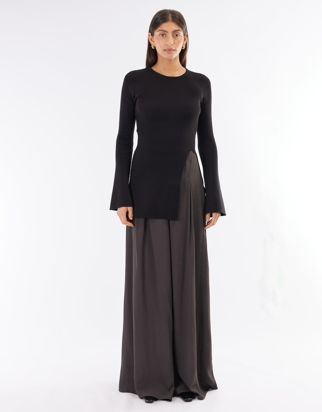 Amelius - Joanne Flare Sleeve Knit