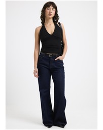 General Pants Co. Basics - Plunge Halter Top