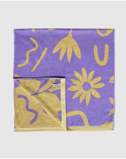 Mosey Me - Floral Dreams Bath Towel