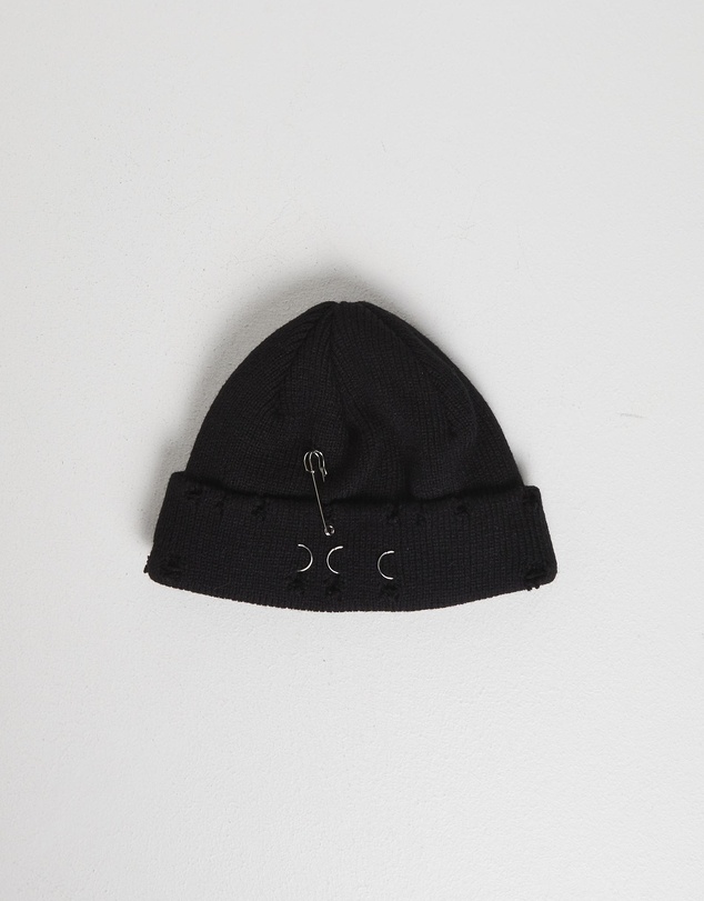 Insight - Eyelet Beanie