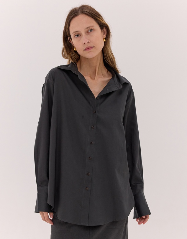 Cloth & Co. - The Split Back Shirt | Carbon