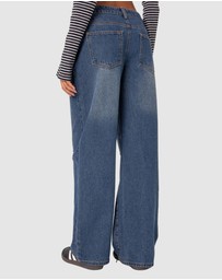 EDIKTED - Debbie Distressed Low Rise Jeans