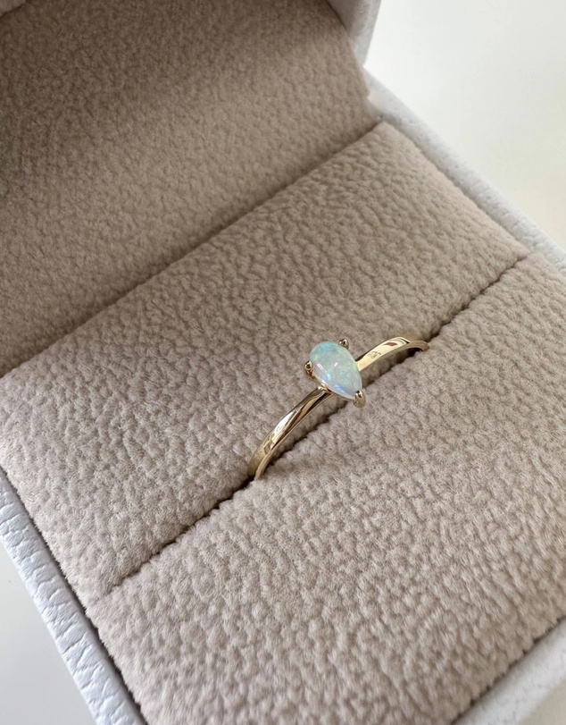 Luna Rae - Solid Gold - Venus Ring
