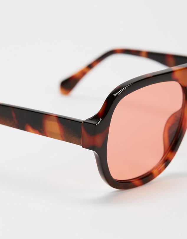 Reality Eyewear - The Special