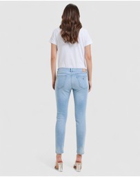 GUESS - Sienna Classic Mid-Rise Skinny Denim Jeans