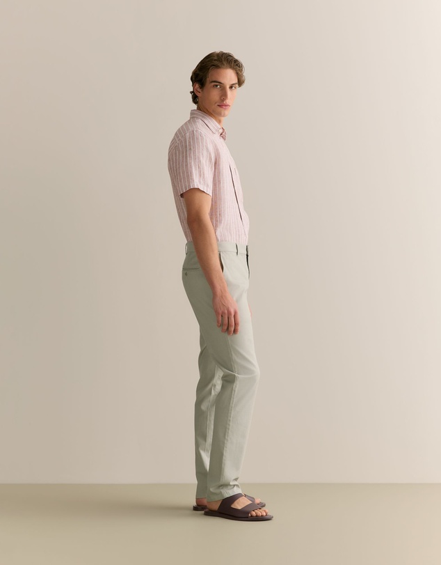 Trenery - Regular Fit Yarn Dyed Cotton Dobby Chino in Light Grey