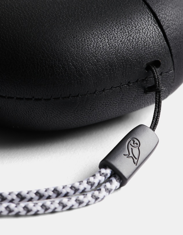Bellroy - Leather Pixel Buds Pro Jacket