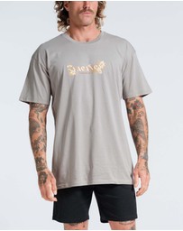 Vacancy Co - Hibiscus Tee