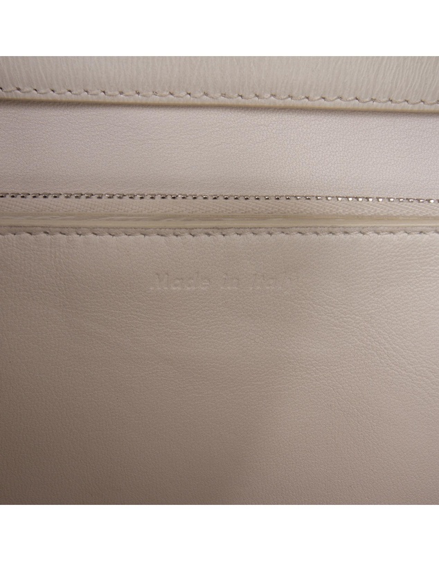 Pre-Loved by Azura Reborn - Pre-Loved Medium Calfskin Classic Box