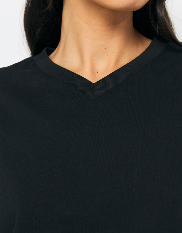 AERE - Short Sleeve V Neck T-Shirt