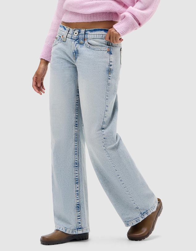 BDG By Urban Outfitters - BDG Kayla Lowrider Light Vintage Jeans