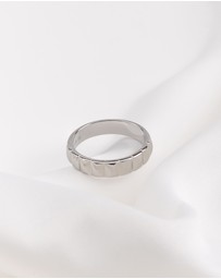 Wanderlust + Co - Checker 925 Sterling Silver Ring