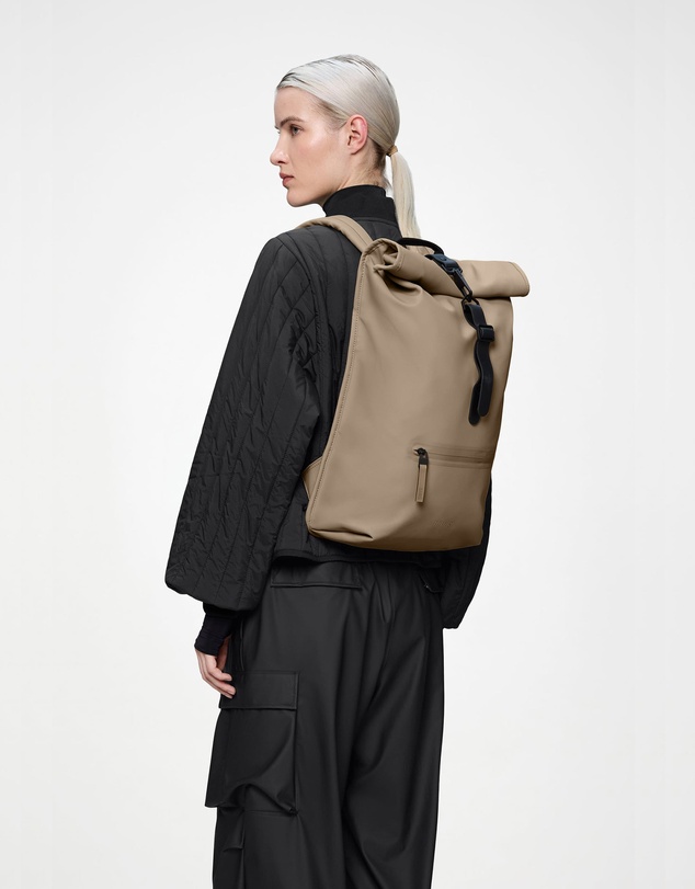 RAINS - Rolltop Rucksack Beige