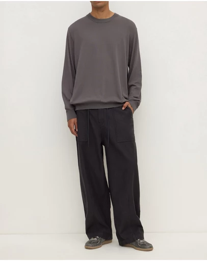 Assembly Label - Hugh Knit Crew