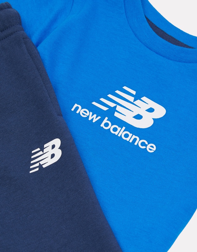 New Balance - Jersey Tee & Brushback Jogger Set